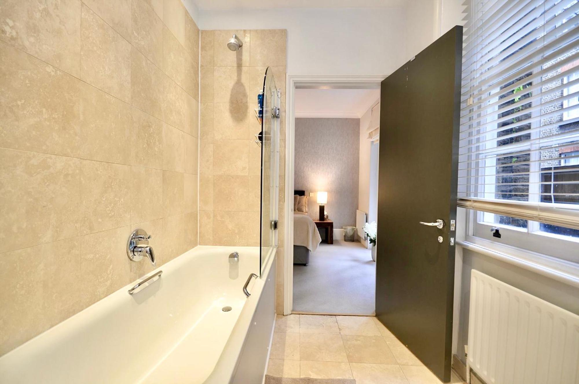 Kensington Apartment, Breakfast, 2 Baths London Ngoại thất bức ảnh