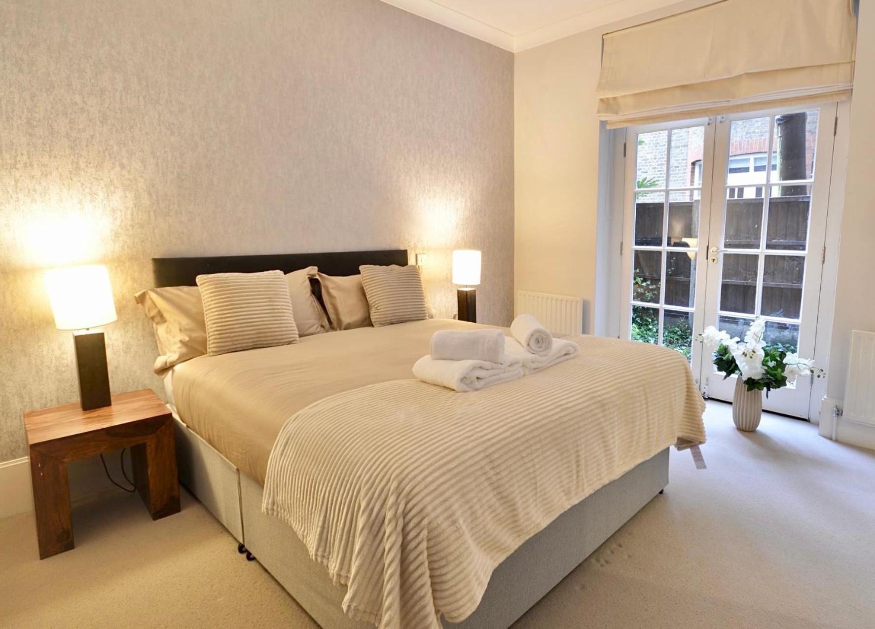 Kensington Apartment, Breakfast, 2 Baths London Ngoại thất bức ảnh
