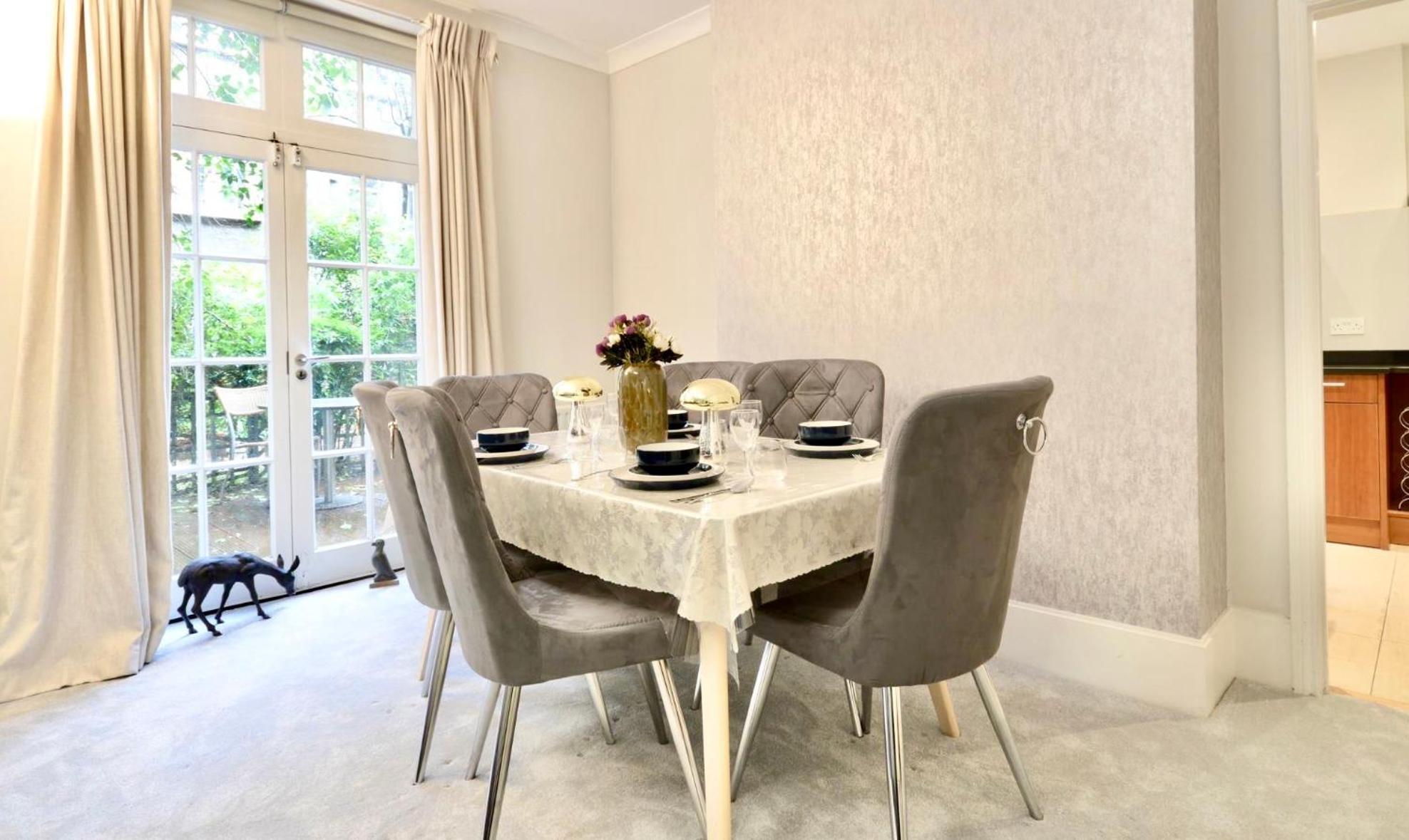 Kensington Apartment, Breakfast, 2 Baths London Ngoại thất bức ảnh